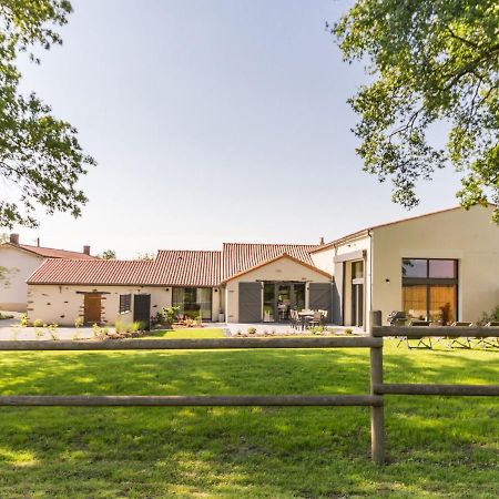 Elegant Gite Rural Avec Piscine Interieure Chauffee Pres De Nantes - Fr-1-306-913 Villa Chateauthebaud Exterior photo